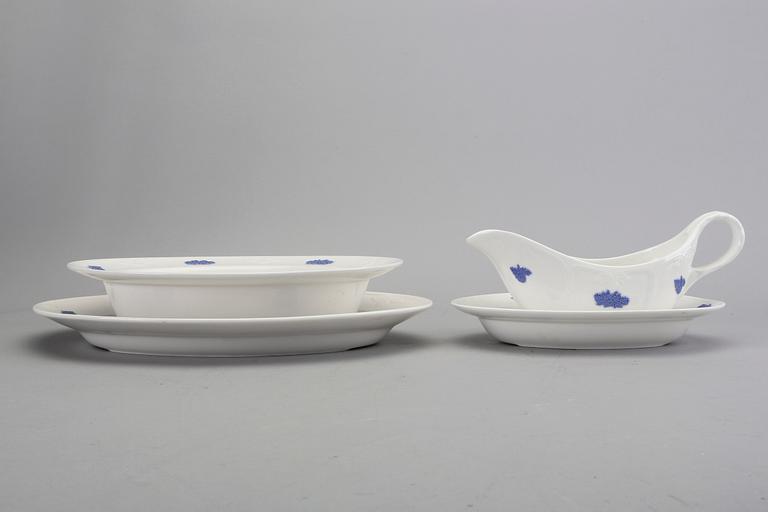 Servis 44 dlr "Blå Blom" Gustavsberg 1900-talets andra hälft porslin.