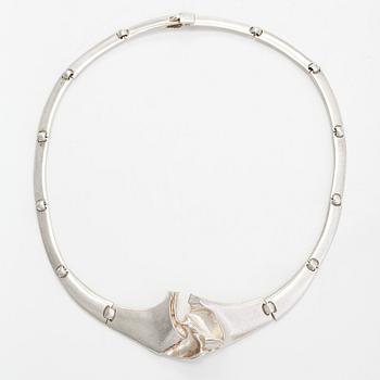 Björn Weckström, collier, "Korsvågor", sterlingsilver, Lapponia 1991.