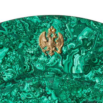 A pair of important Bolin 18K Gold and Gilt Silver Imperial presentation Malachite dishes, C.E. Bolin, St Petersburg, ca.