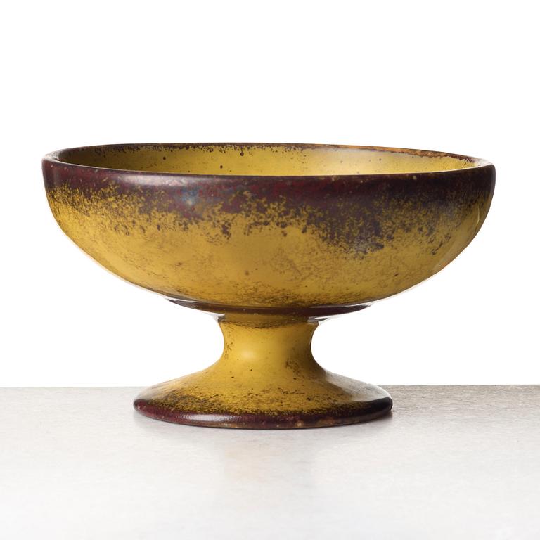 Hans Hedberg, a faience footed bowl, Biot, France.