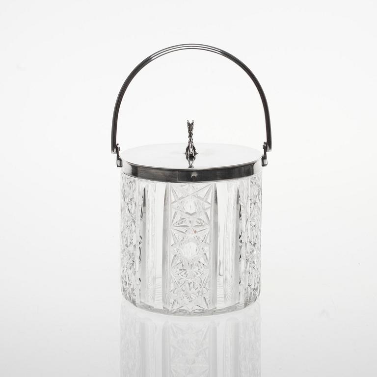 KÄRL med LOCK, försilvrad och kristall, art déco, Athur Krupp Berndorfer, Metallwarenfabrik, Österrike 1920-tal.