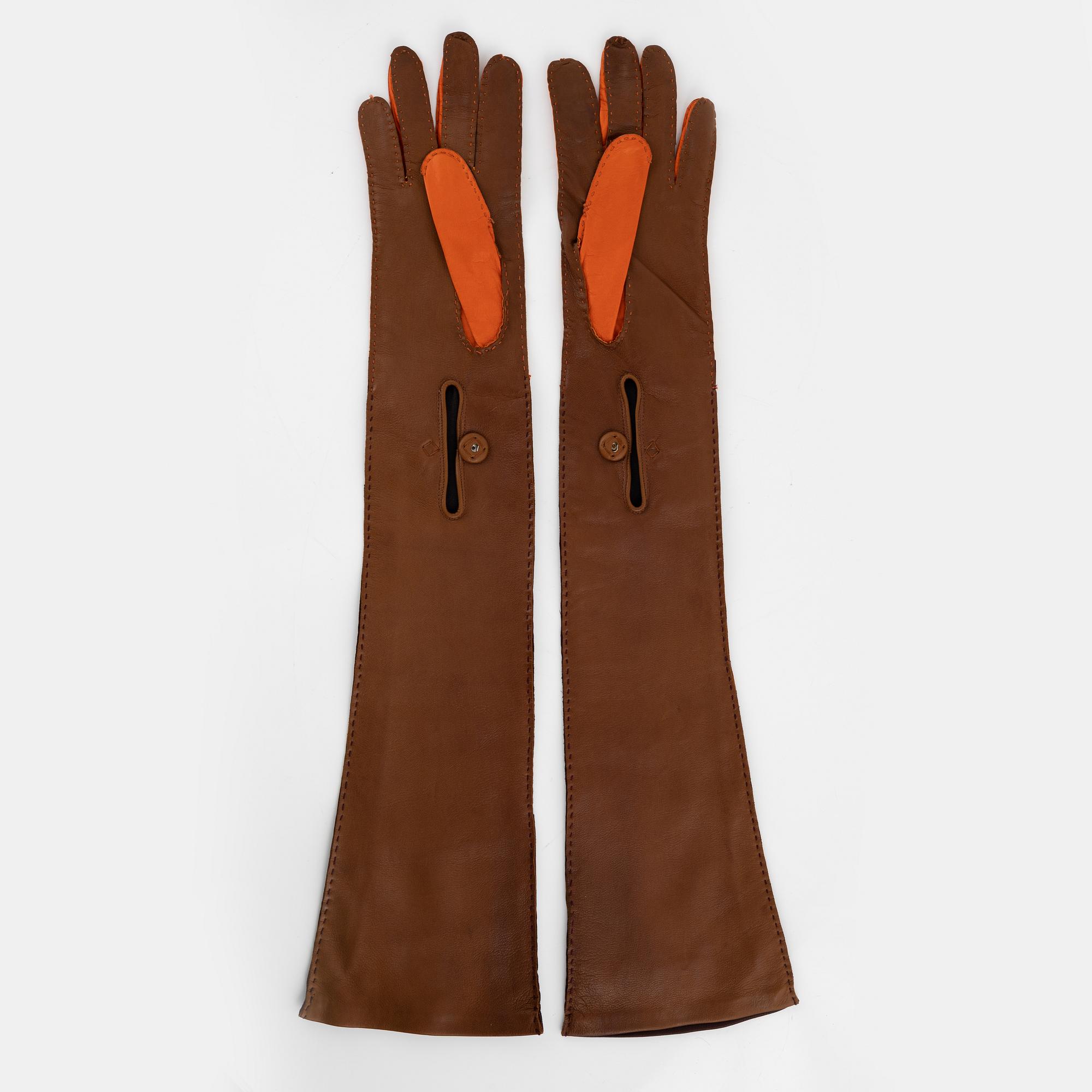 Prada, handskar, storlek 6 1/2.