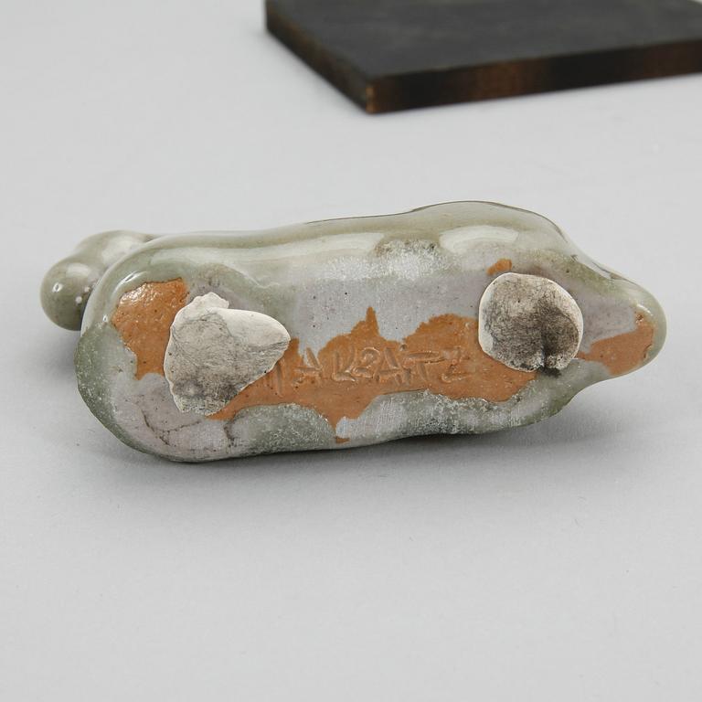 ULLA KRAITZ, stengods, signerad.