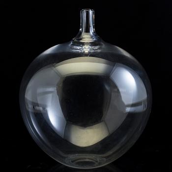 INGEBORG LUNDIN, "The Apple", a glass vase signed Orrefors Expo D 32-57,