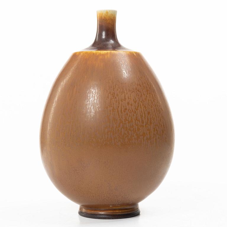 Berndt Friberg, a vase, Gustavsberg Studio, 1977.