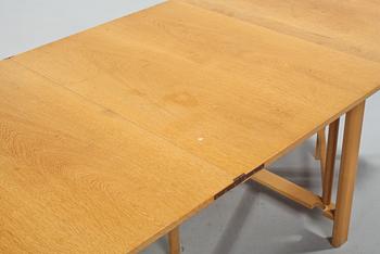 SLAGBORD, "Maria Flap", Bruno Mathsson, Firma Karl Mathsson, Värnamo, 1965.