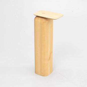 Alfredo Häberli, bord, "April", Nikari, Finland.