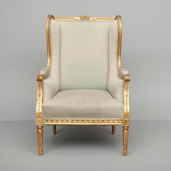 FÅTÖLJ, gustaviansk stil, förgylld 1900-talets början.