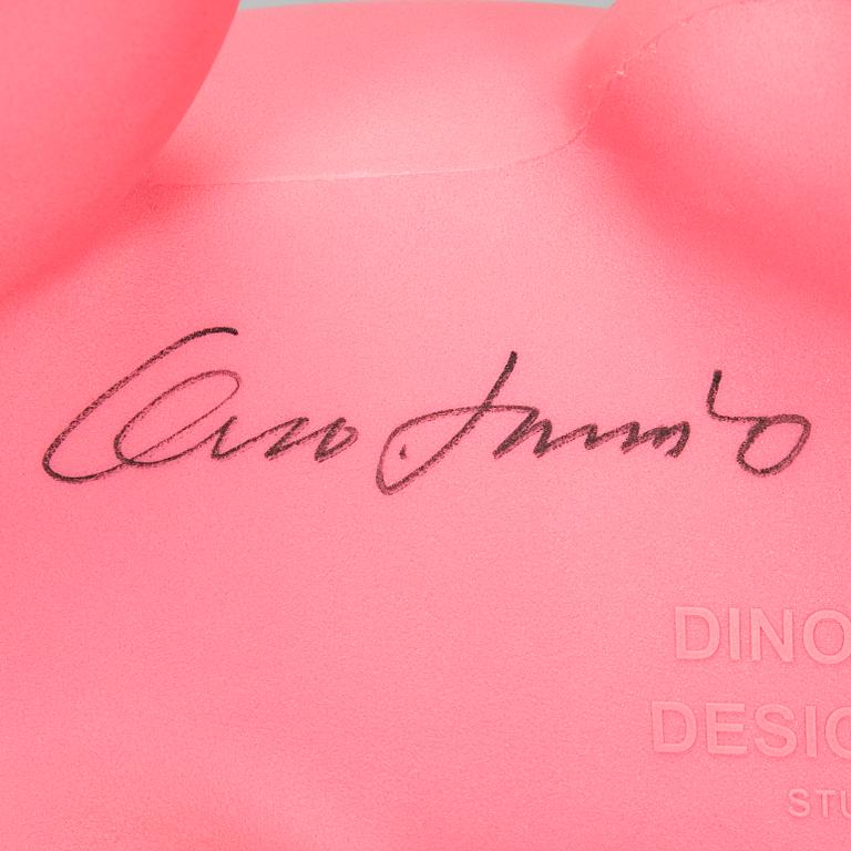 Eero Aarnio, "Dino", signeerattu, Melaja Oy, 2011.