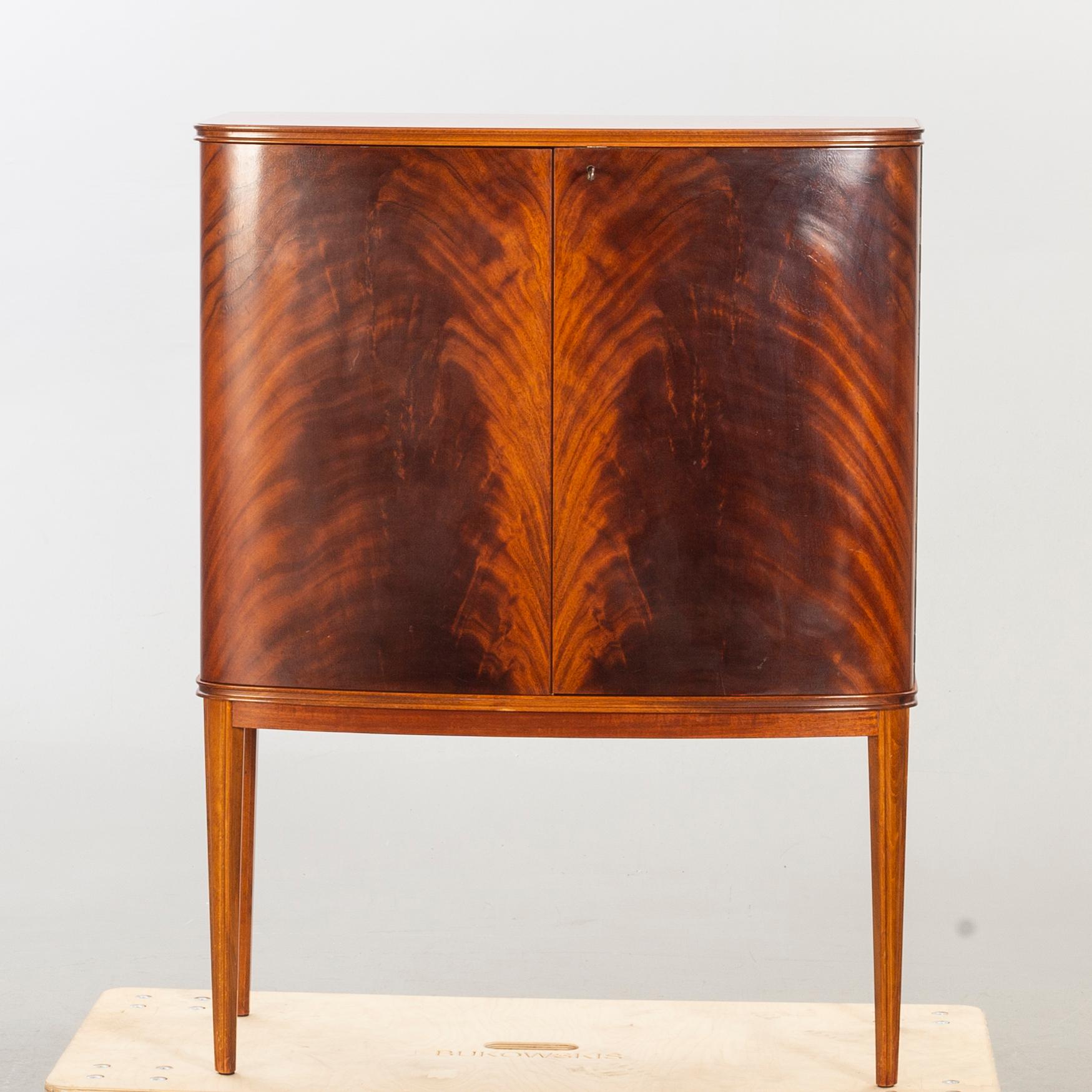 A SWEDISH MODERN BAR CUPBOARD 1940'S.