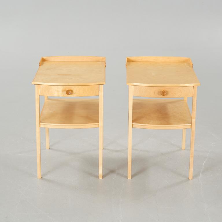 A pair of bedside tables by Carl Malmsten for Åfors Möbelfabrik, second half of the 20th century.