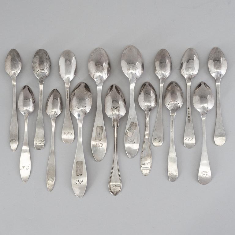 TEASPOONS, silver, 14 pcs, 1700 to 1800 s, including Gavle, Vimmerby, Vanersborg. Tot weight: 126 grams.