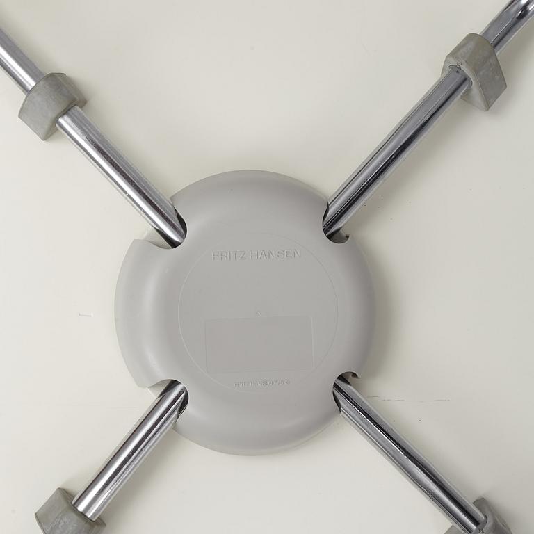 Arne Jacobsen, chairs, 6 pcs, "The Ant", Fritz Hansen, Denmark.