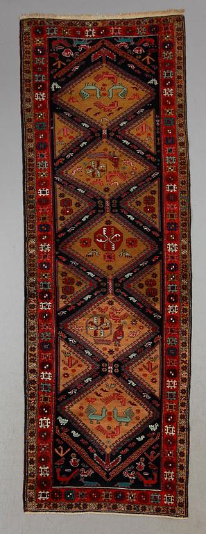 MATTA, orient, ca 301 x 102 cm.