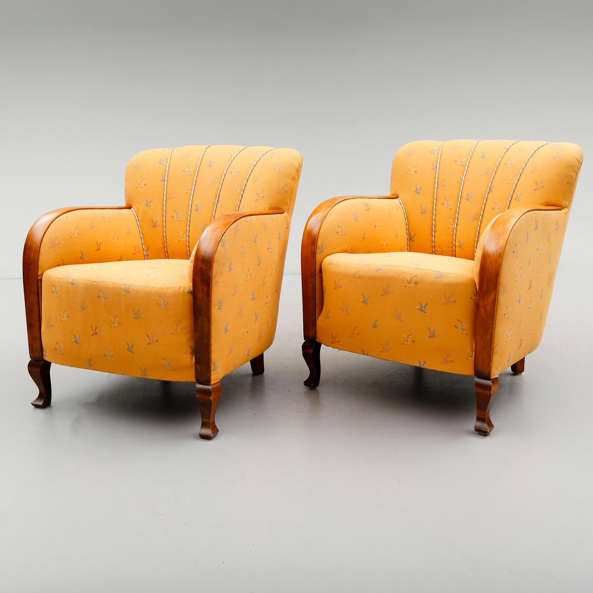 FÅTÖLJER, 1 par, 1900-talets första hälft.