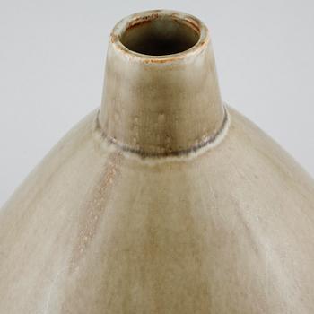 Unique stoneware vase by CARL-HARRY STÅLHANE, Rörstrand, signed, second half of the 20th century.