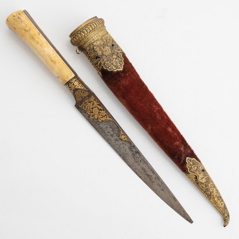 An Indo-Persian dagger, 19th Century.