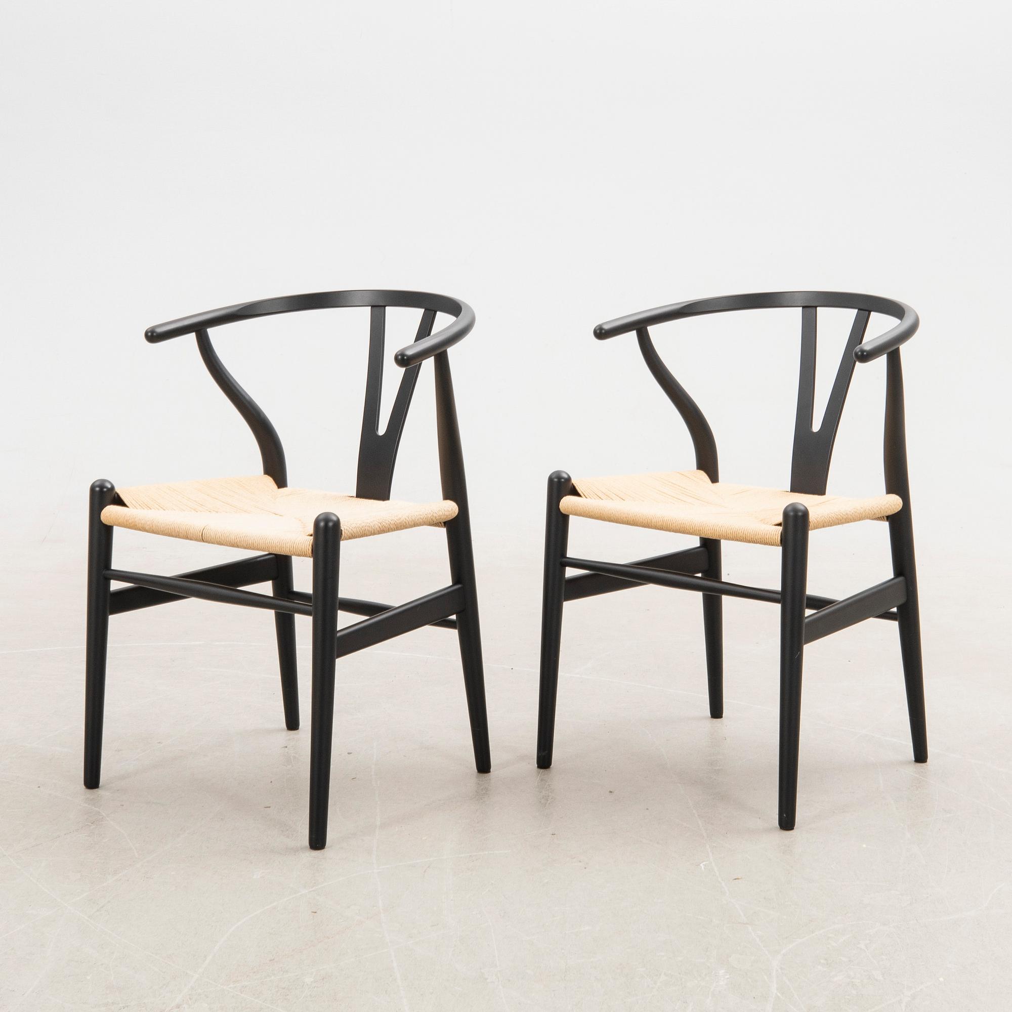 Hans J. Wegner, Chairs, 4 pcs, CH-24 "The Y Chair" Carl Hansen & Son Denmark 21st century.
