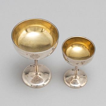 C G HALLBERG, cocktailglas & snapsglas, 12+10 st, silver, Stockholm, 1918-1919.