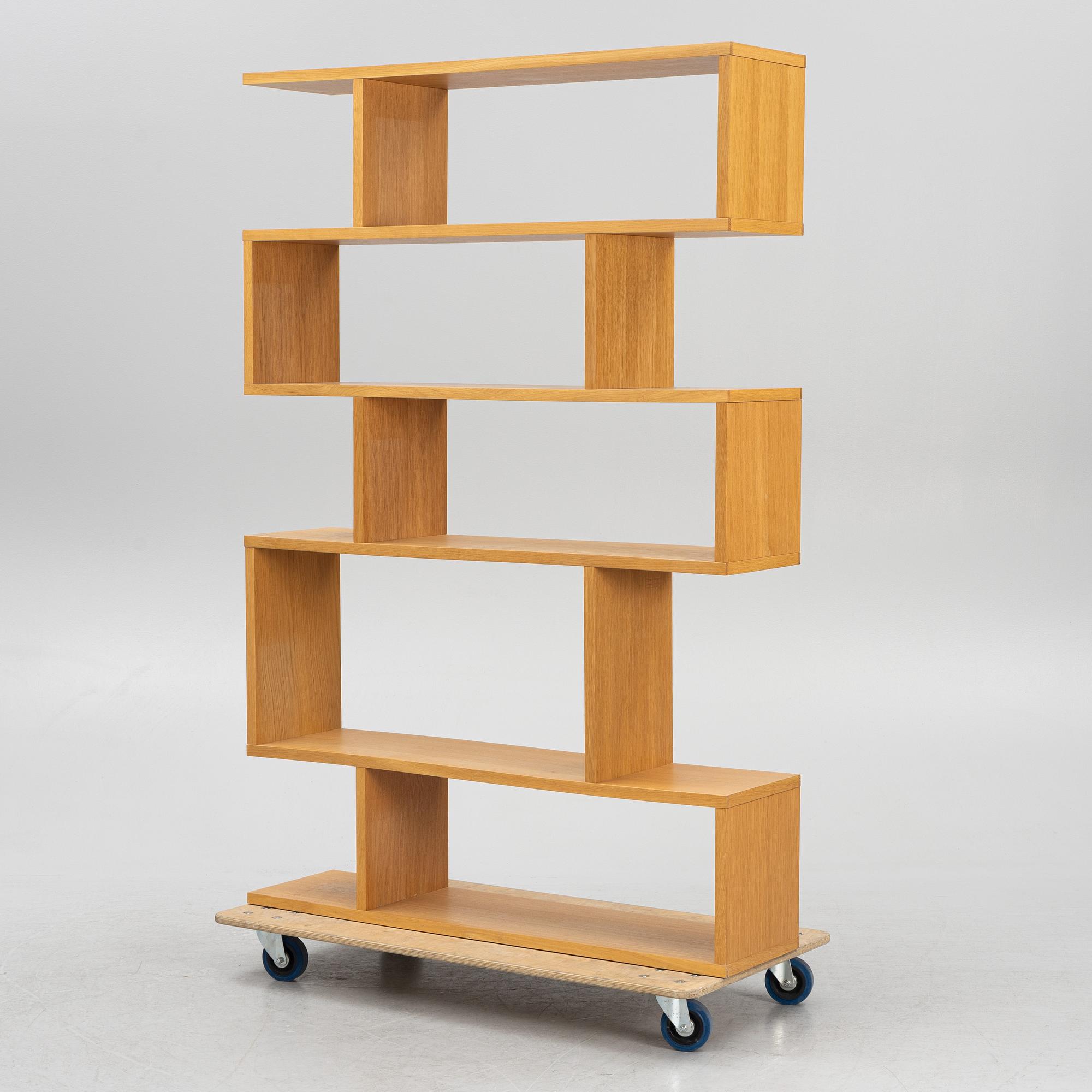 Terence Conran, bokhylla, "Balance", 2008.