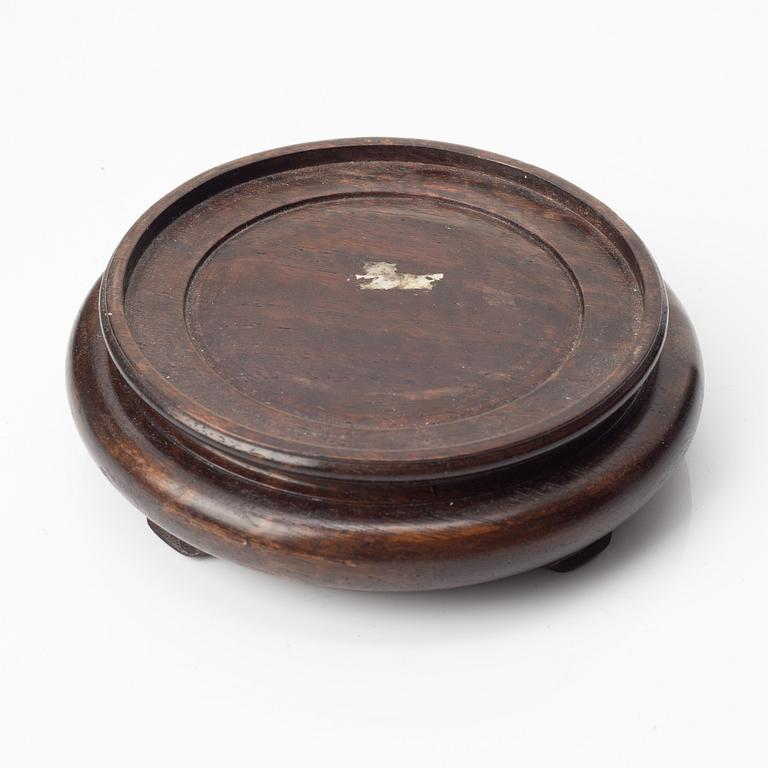 Lockurna, porslin, Japan, Meiji (1868-1912).