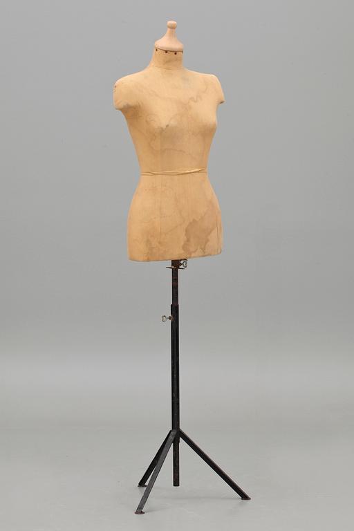 PROVDOCKA, 1900-talets mitt.