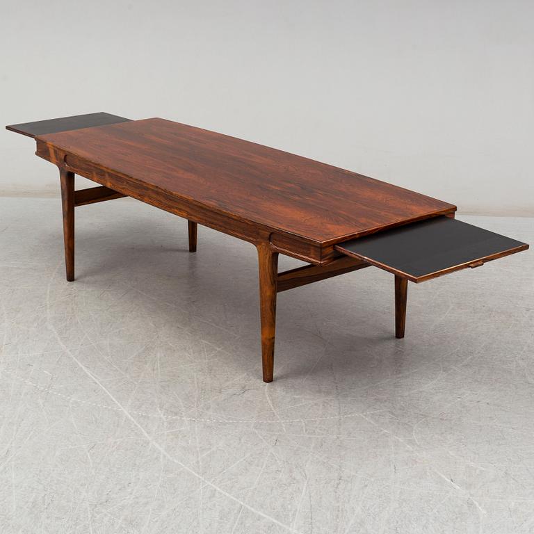 JOHANNES ANDERSEN, a rosewood coffee table from Trensum, 1960's.