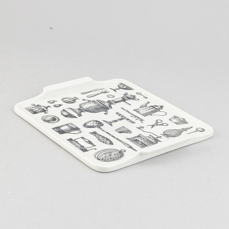 A ceramic tray, Arabia, Finland.