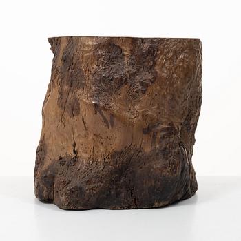 A Chinese brush pot, 20th century.