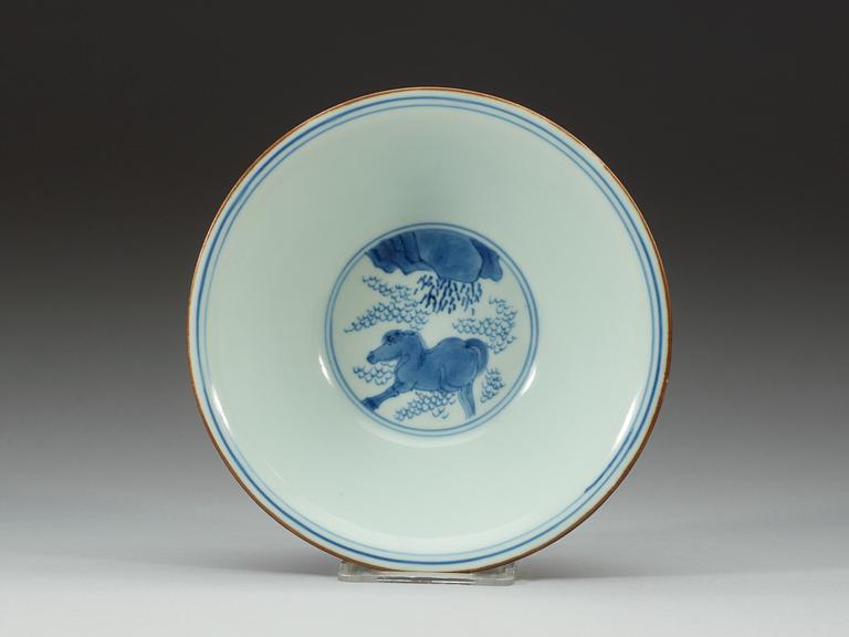 A blue and white Transitional bowl, 17th Century, with Jiajing six character mark.