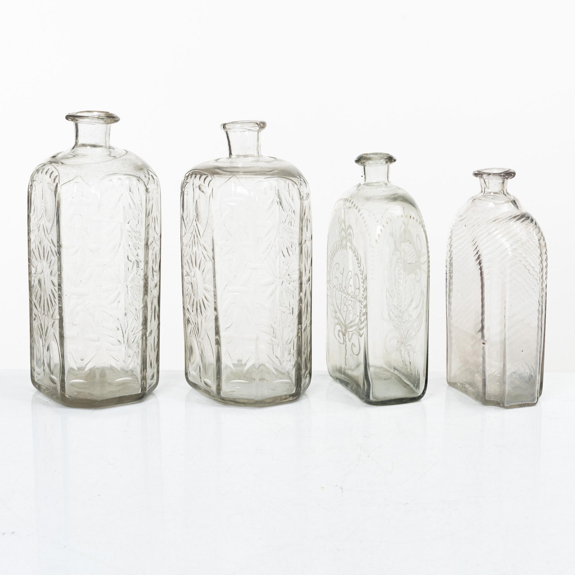 Bottles, a pair, Baroque, 18th century, +2.