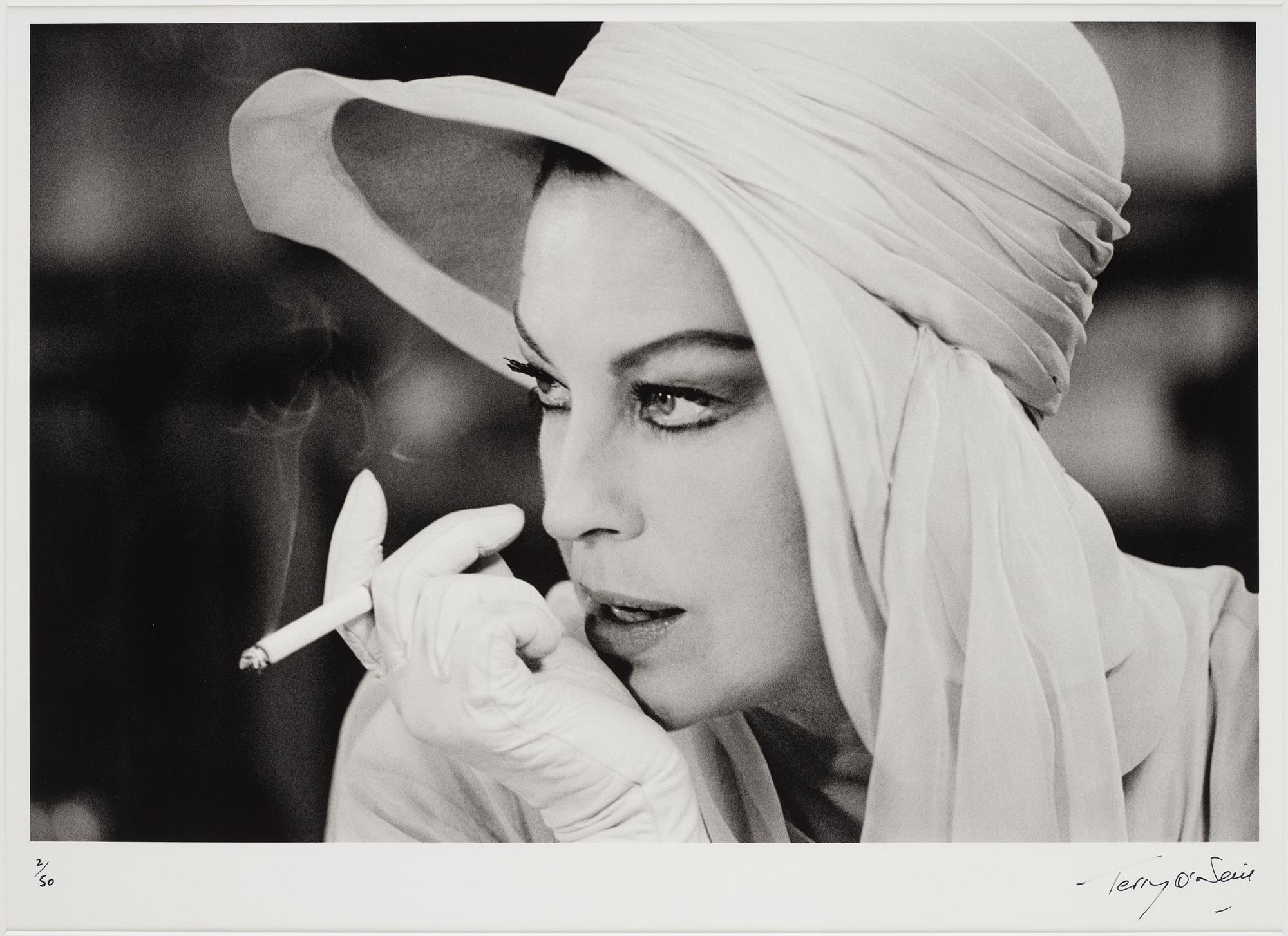 Terry O'Neill, "Ava Gardner, Arizona, 1973".