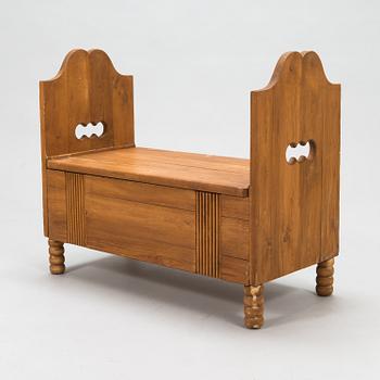 Eliel Saarinen, 3-piece nursery furniture set 'Elsa' for Oy Stockmann Ab, Keravan puusepäntehdas, Finland 1918.