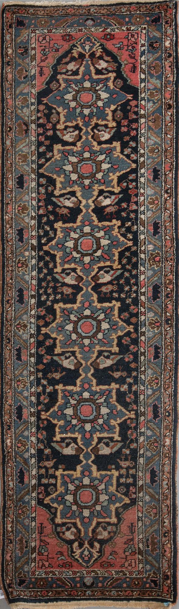 GALLERIMATTA, semiantik, orientalisk. Ca 274 x 87 cm.