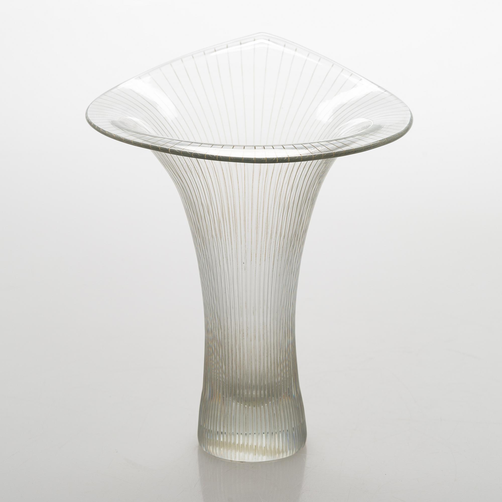 Tapio Wirkkala, vas, "Kantarell", signerad Tapio Wirkkala Iittala -54.