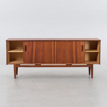 SIDEBOARD, "Cortina", Nils Jonsson, Troeds Möbelfabrik, Bjärnum, 1900-talets tredje kvartal. -Cites-intyg.