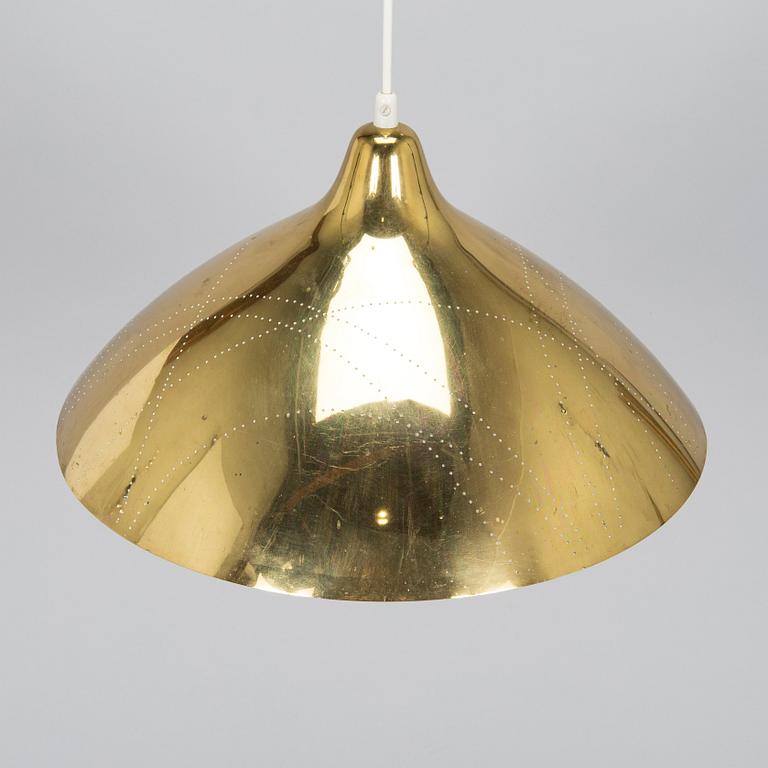 Lisa Johansson-Pape, kattovalaisin, malli 450, Stockman Orno 1900-luvun puoliväli.