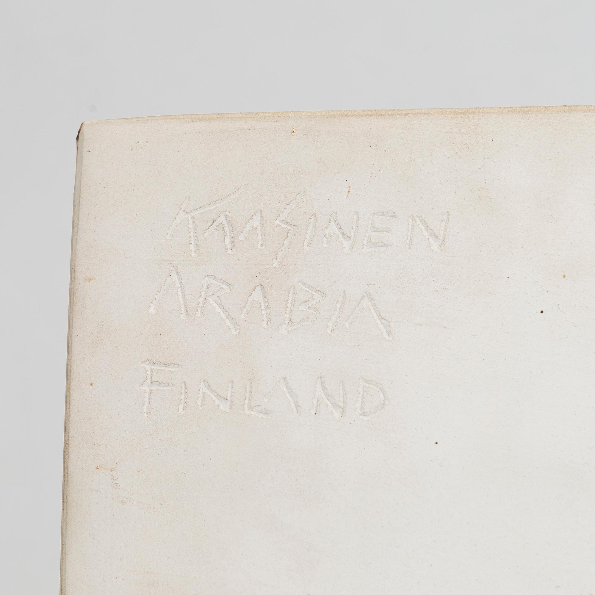 Taisto Kaasinen, reliefi, kivitavaraa, signeerattu Kaasinen Arabia Suomi.