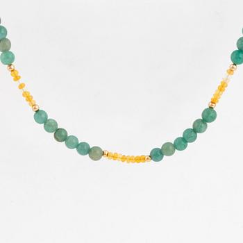 Aventurine quartz and opal bead necklace.