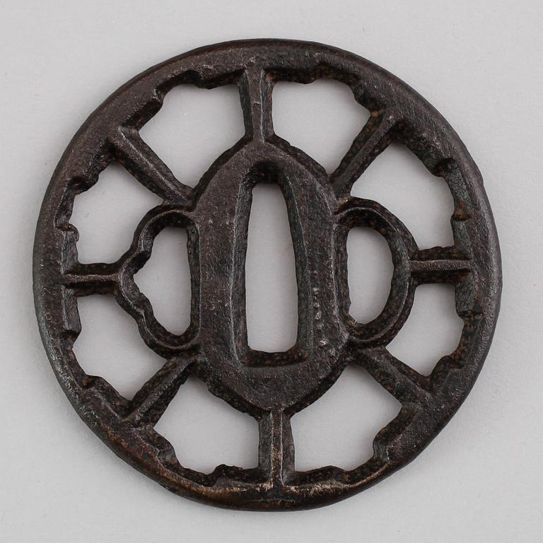 TSUBA, järn, 1800-/1900-tal.