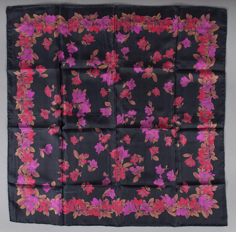 SCARF, Christian Dior.