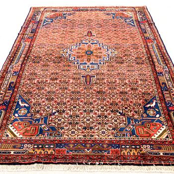 Orientalisk matta old ca 273x207 cm.