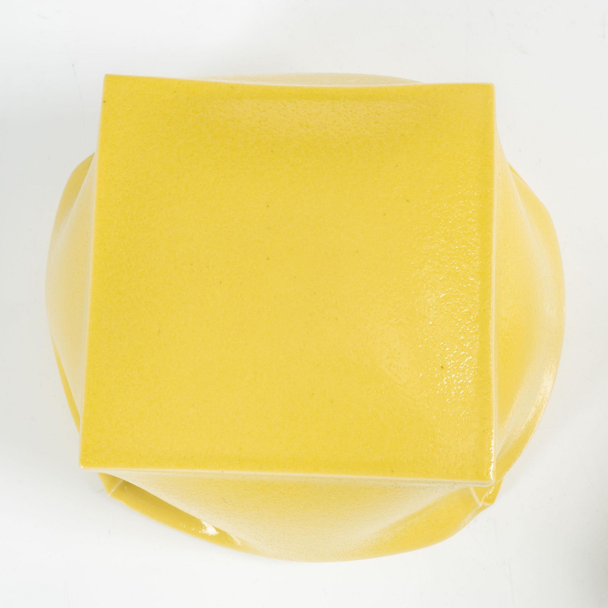 Åsa Johansson, skulpturer, 2 st "Sunny Day, Sunny Cubes", 2021.