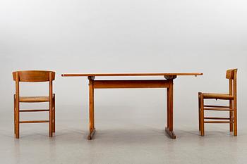 BORD samt STOLAR, 4 st, "Shaker" och "J39", Børge Mogensen, 1900-talets andra hälft.