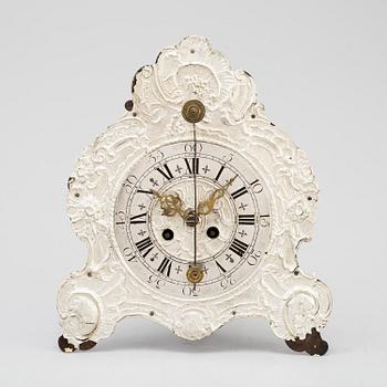 CLOCK WITH VERGE ESCAPEMENT, rococo, 18th century.