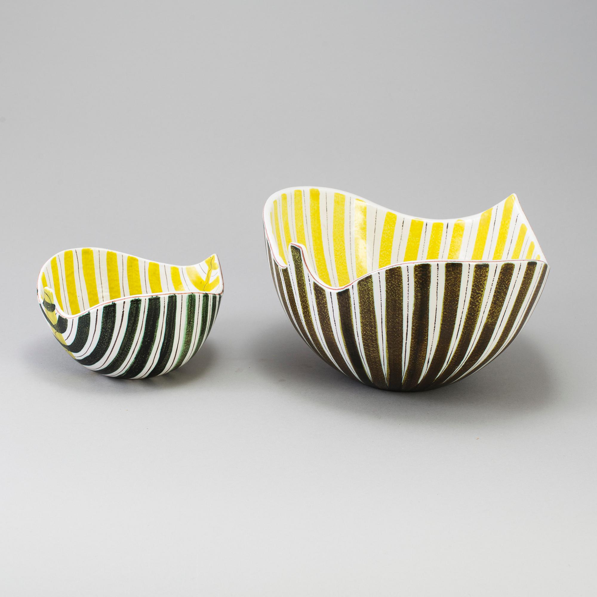 STIG LINDBERG, skålar, 2 st, fajans, Gustavsberg studio 1950-tal.