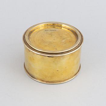 Asprey & Co Ltd, a gilt silver box, London 1917 and with swedish import marks.