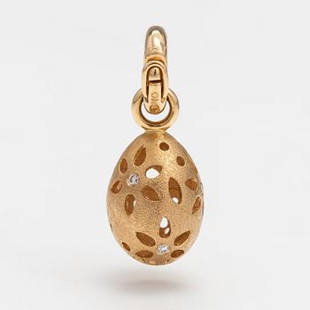 Ole Lynggaard, An 18K gold "Lace" pendant with diamonds ca. 0.11 ct in total. Copenhagen.