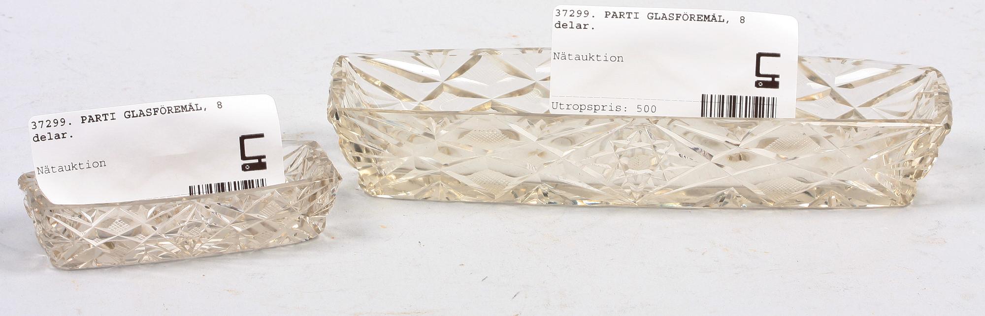 PARTI GLASFÖREMÅL, 8 delar.