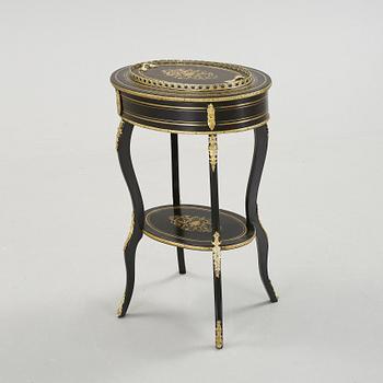 BLOMBORD, Louis XIV-stil, omkring år 1900.